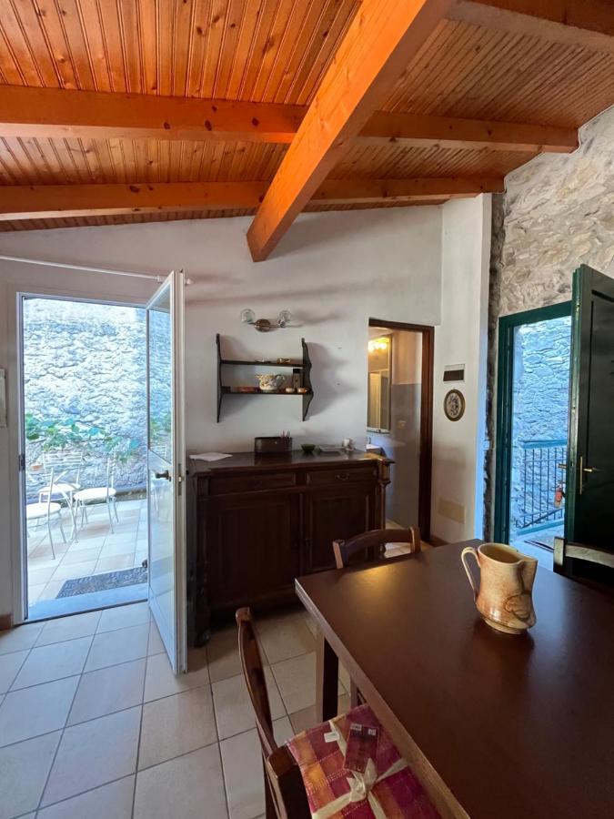 Casa Victoria - Full Equipped Stone House Villa Rocchetta Nervina Exterior photo